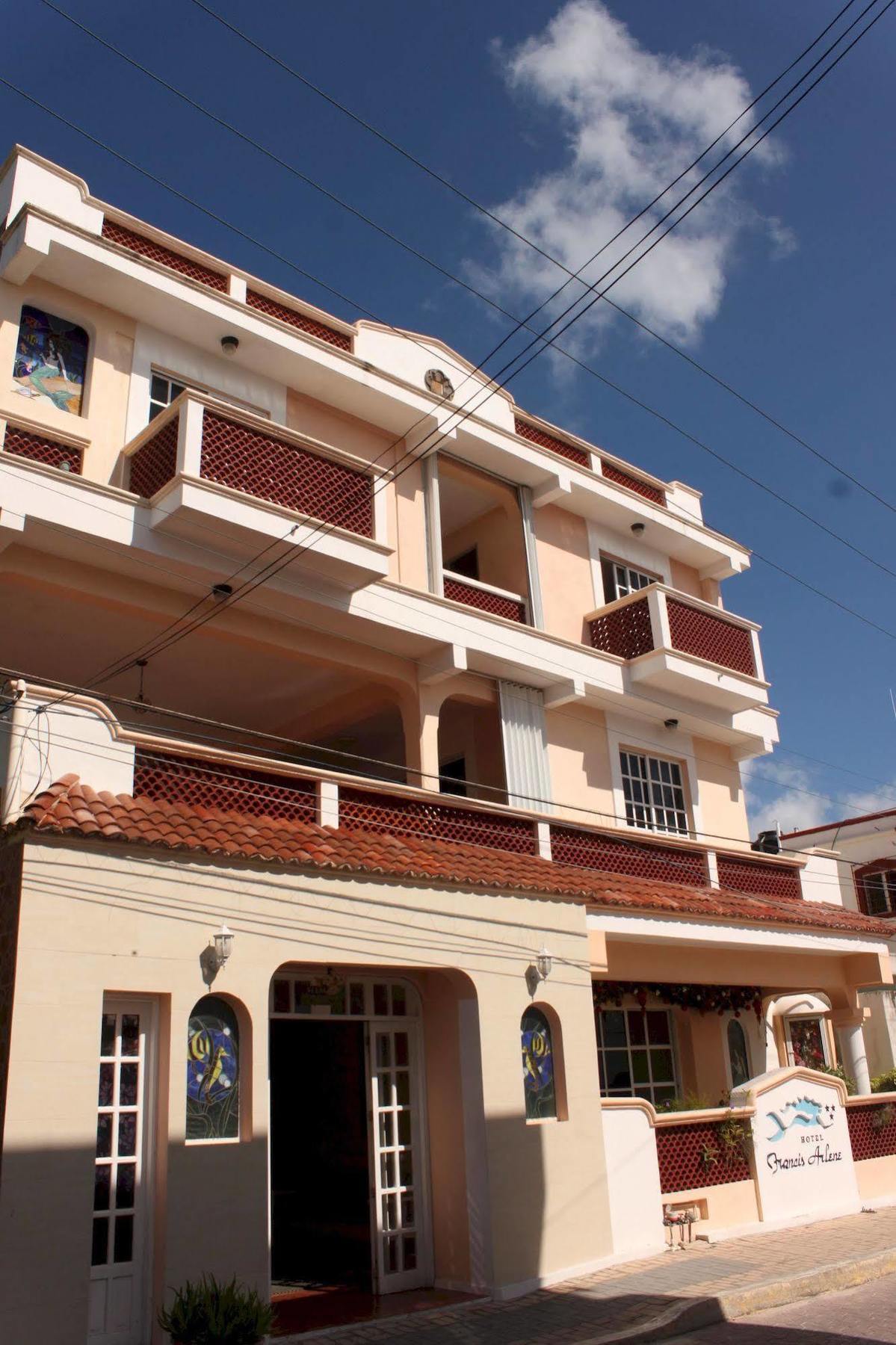 Hotel Francis Arlene Adults Only