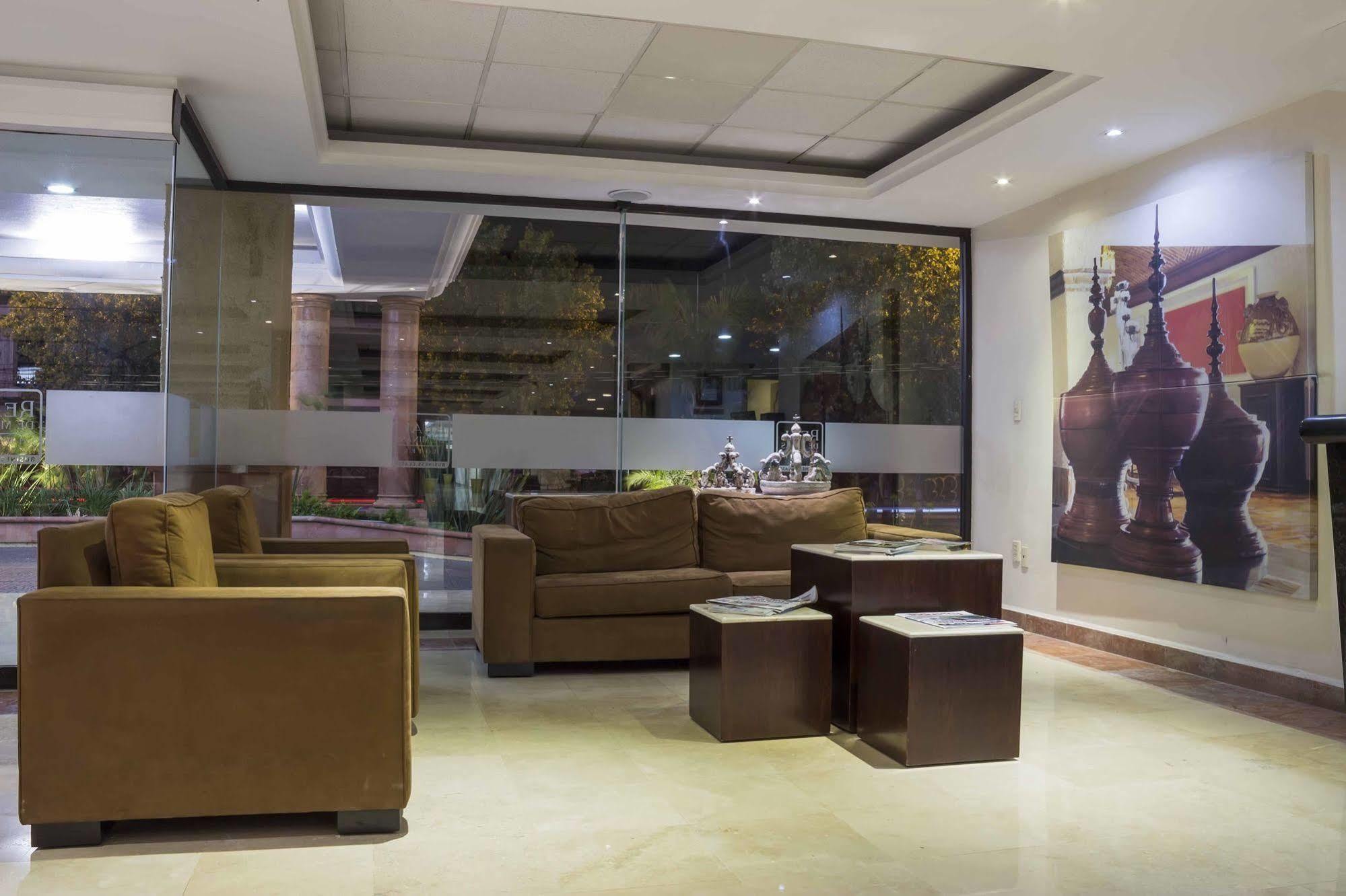 Imperio De Angeles Executive Poliforum 4* Leon