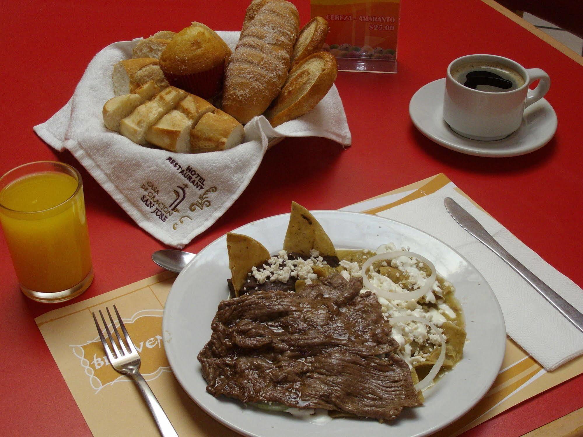 Casa De Oracion San Jose 3*