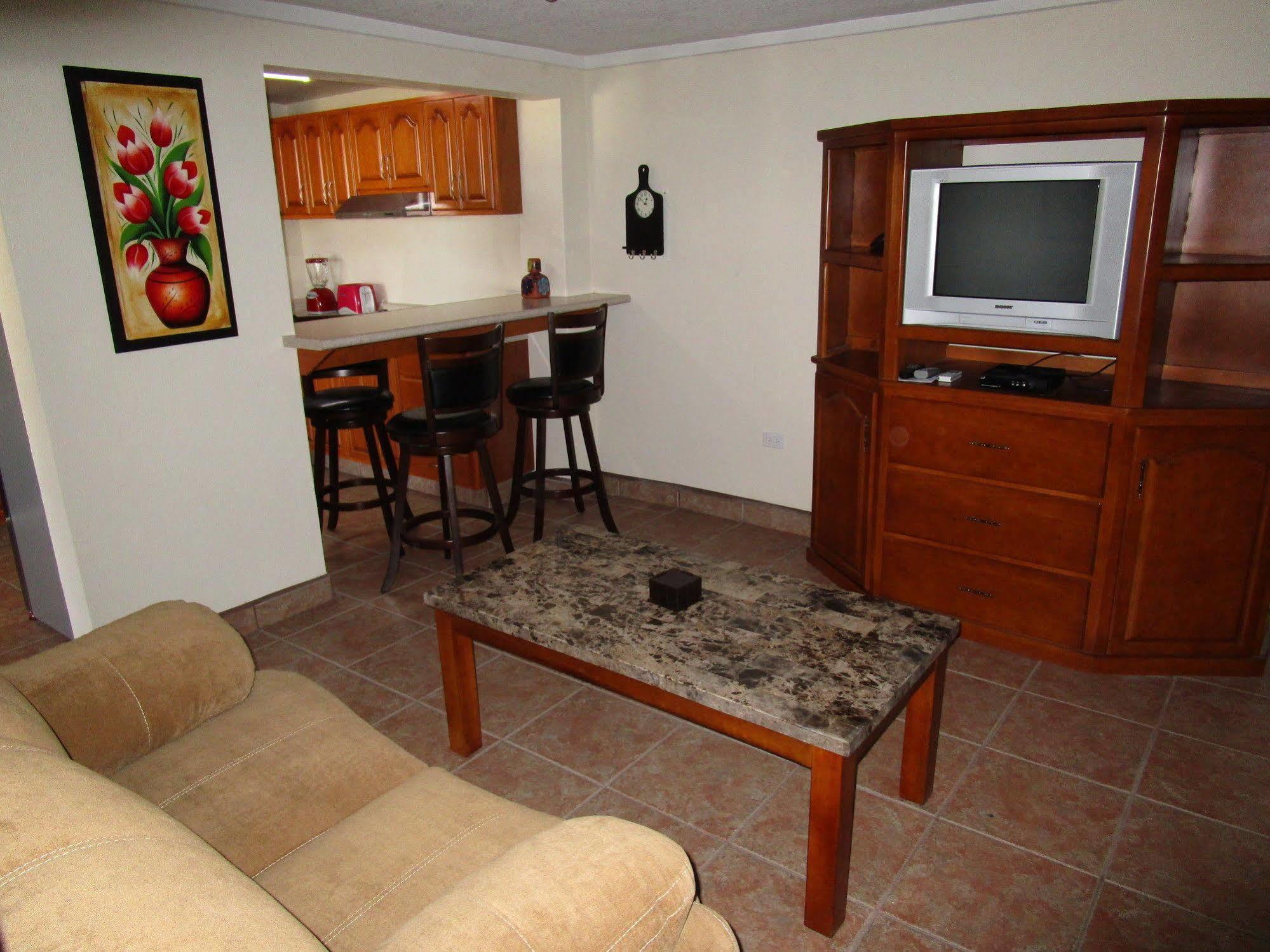 Lorimar 3* La Paz