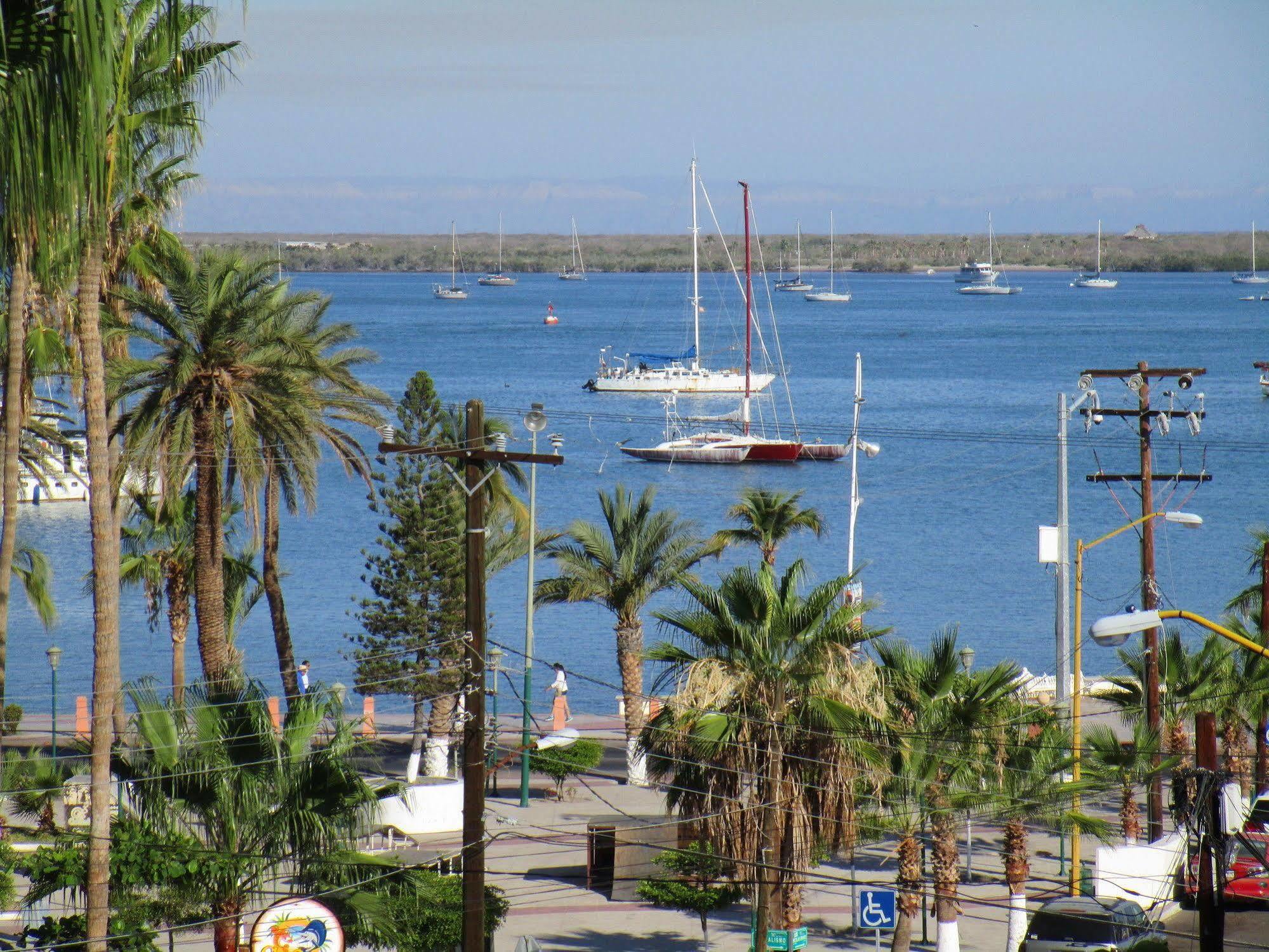 Lorimar Hotel 3*