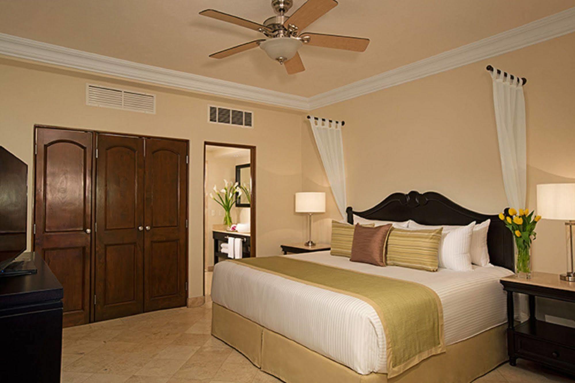 Dreams Cabos Golf & El Bedito