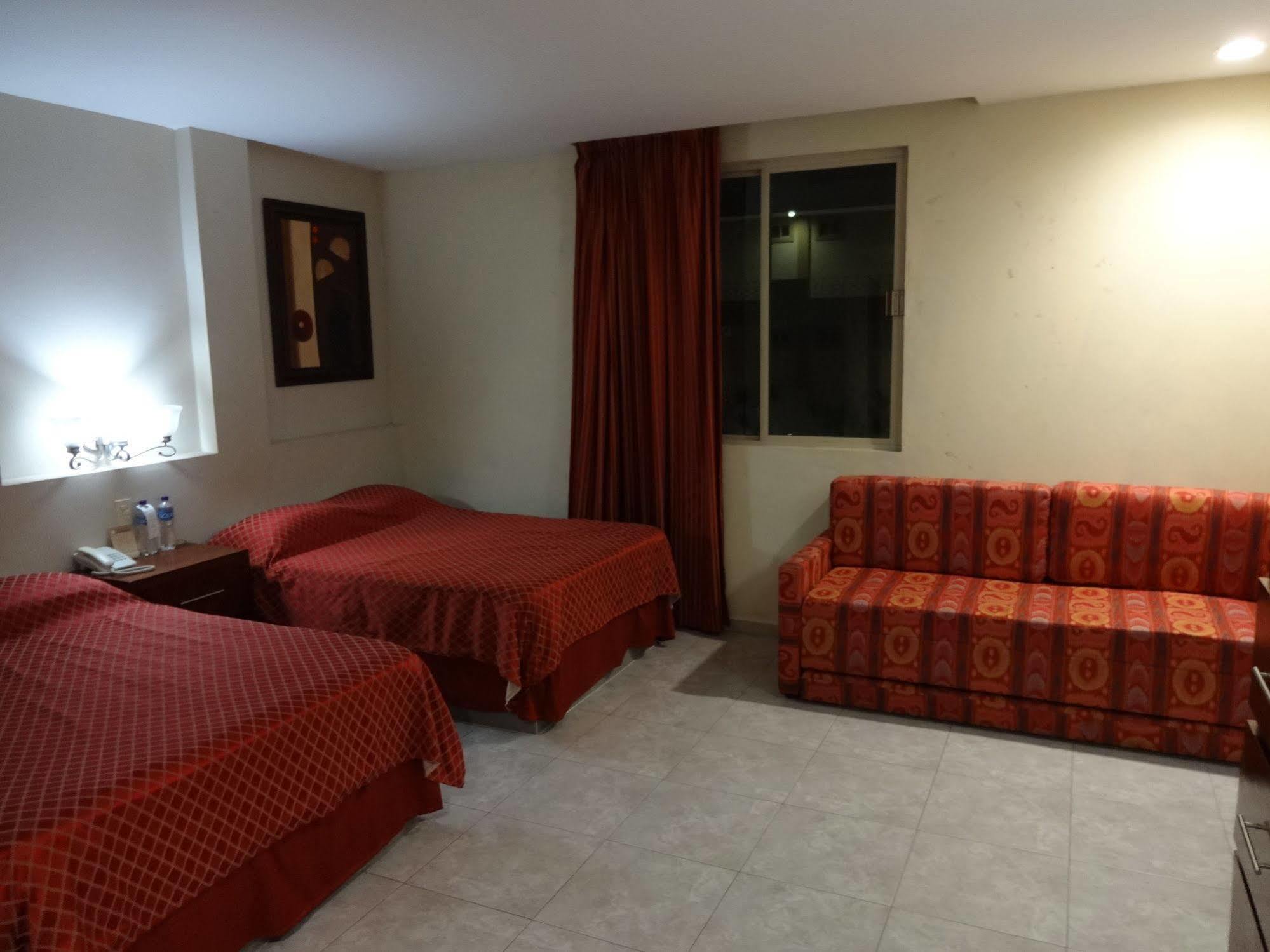 Mediterraneo Hotel 4*