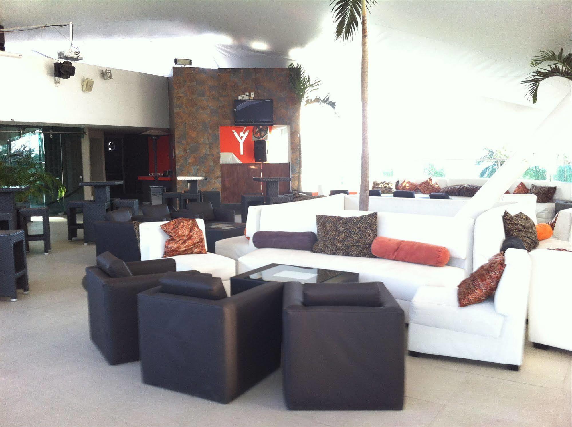 Rio 1300 Hotel