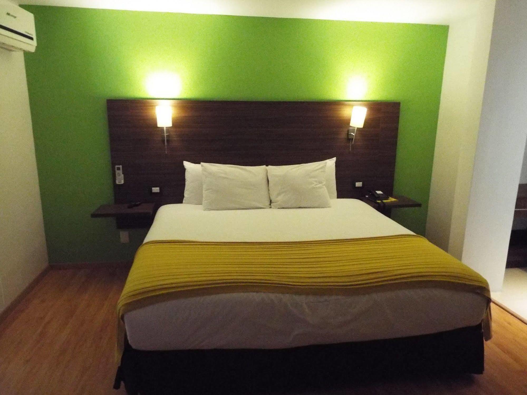 El Business Class - Zamora Centro Hotel 4*