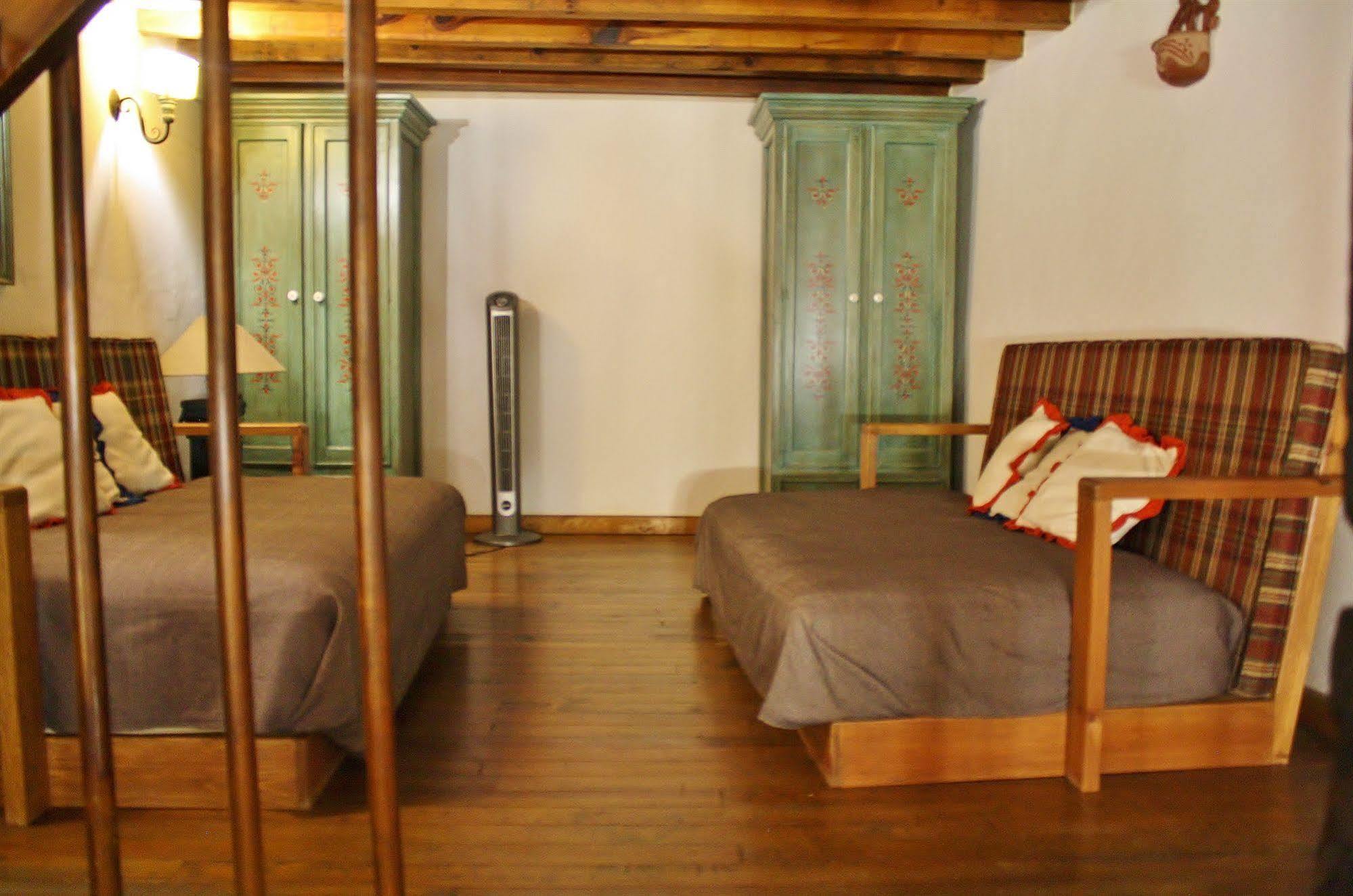Hotel Meson De La Merced Boutique Patio & Queretaro