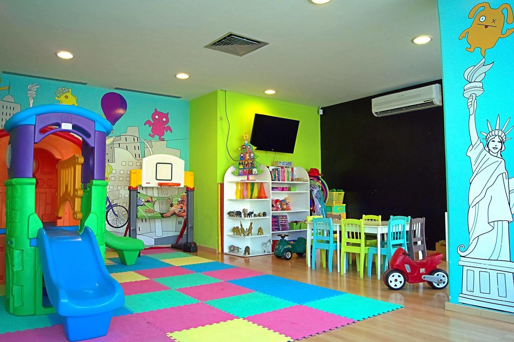 Rivoli Select 4*