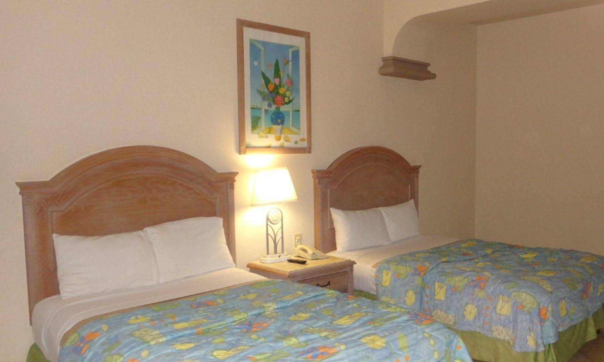 Resort El Cozumeleno 4*