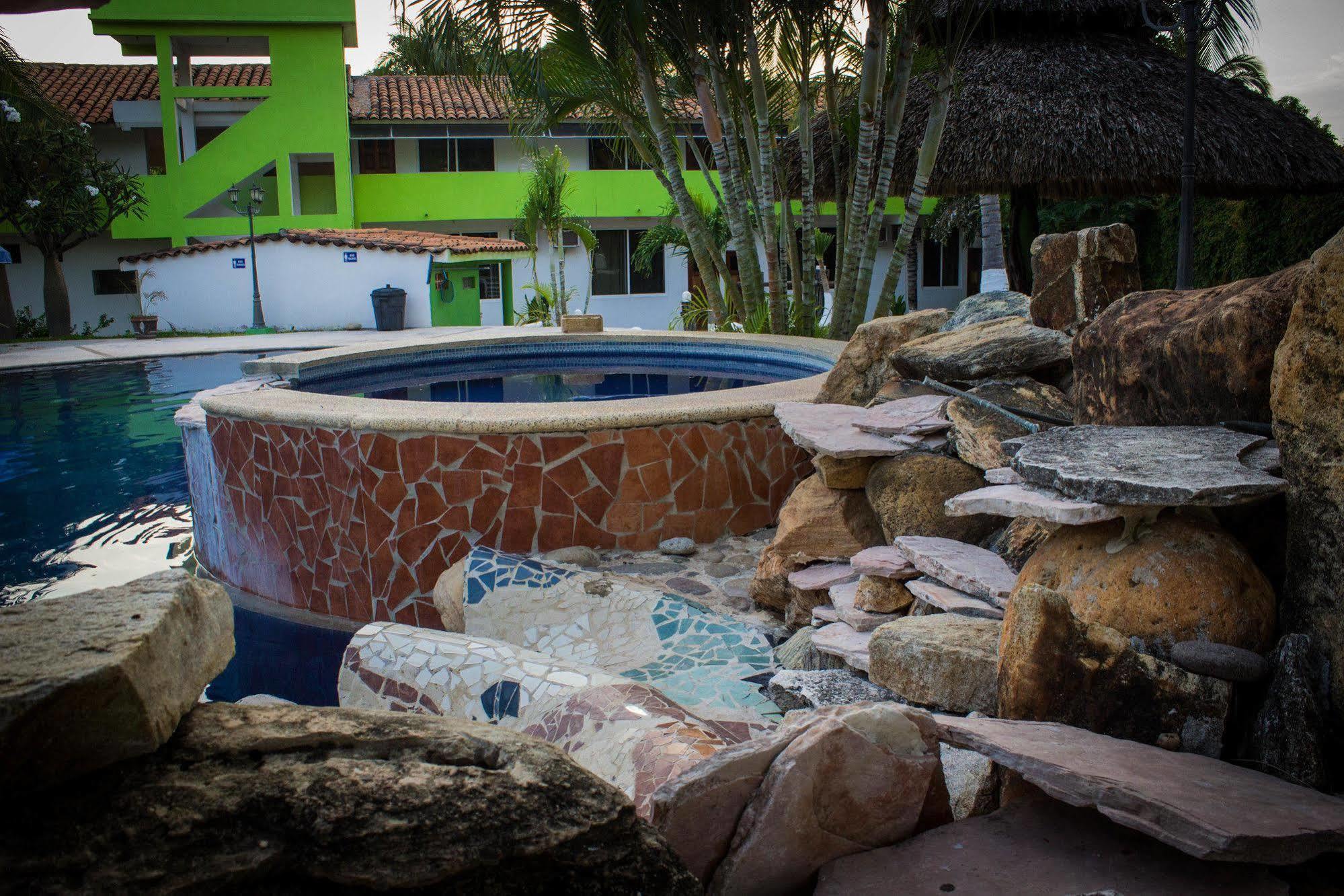 Hotel & Punta Esmeralda 4*
