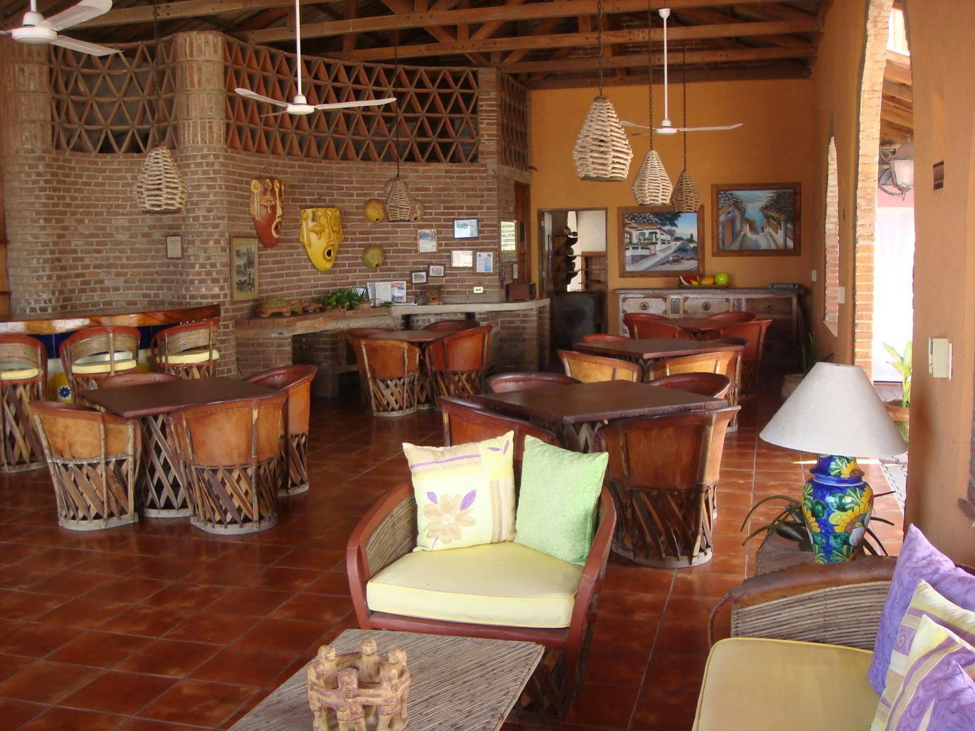 La Hotel Manzanillo