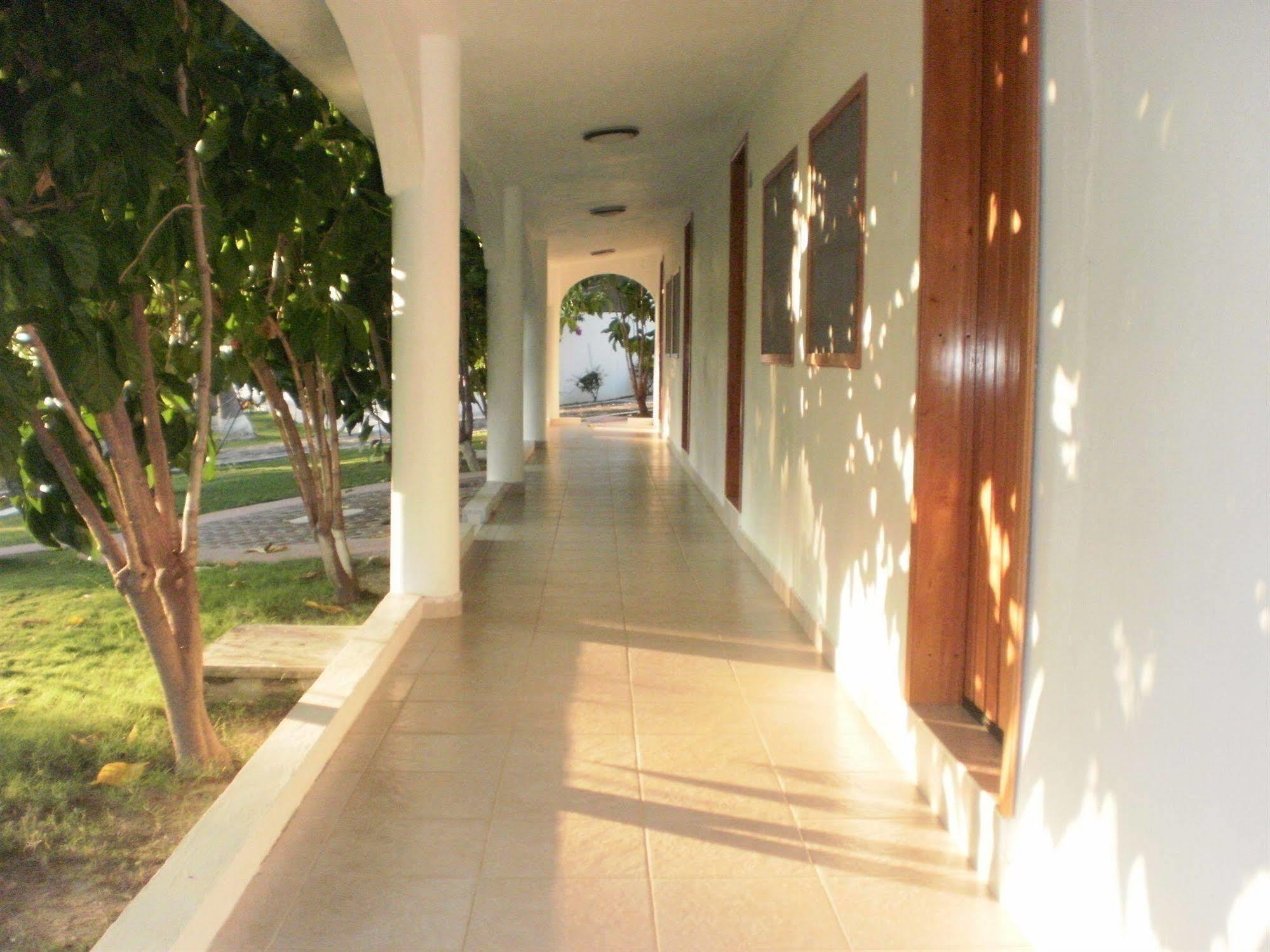 Y Club Campestre Altos Paraiso Hotel 4*