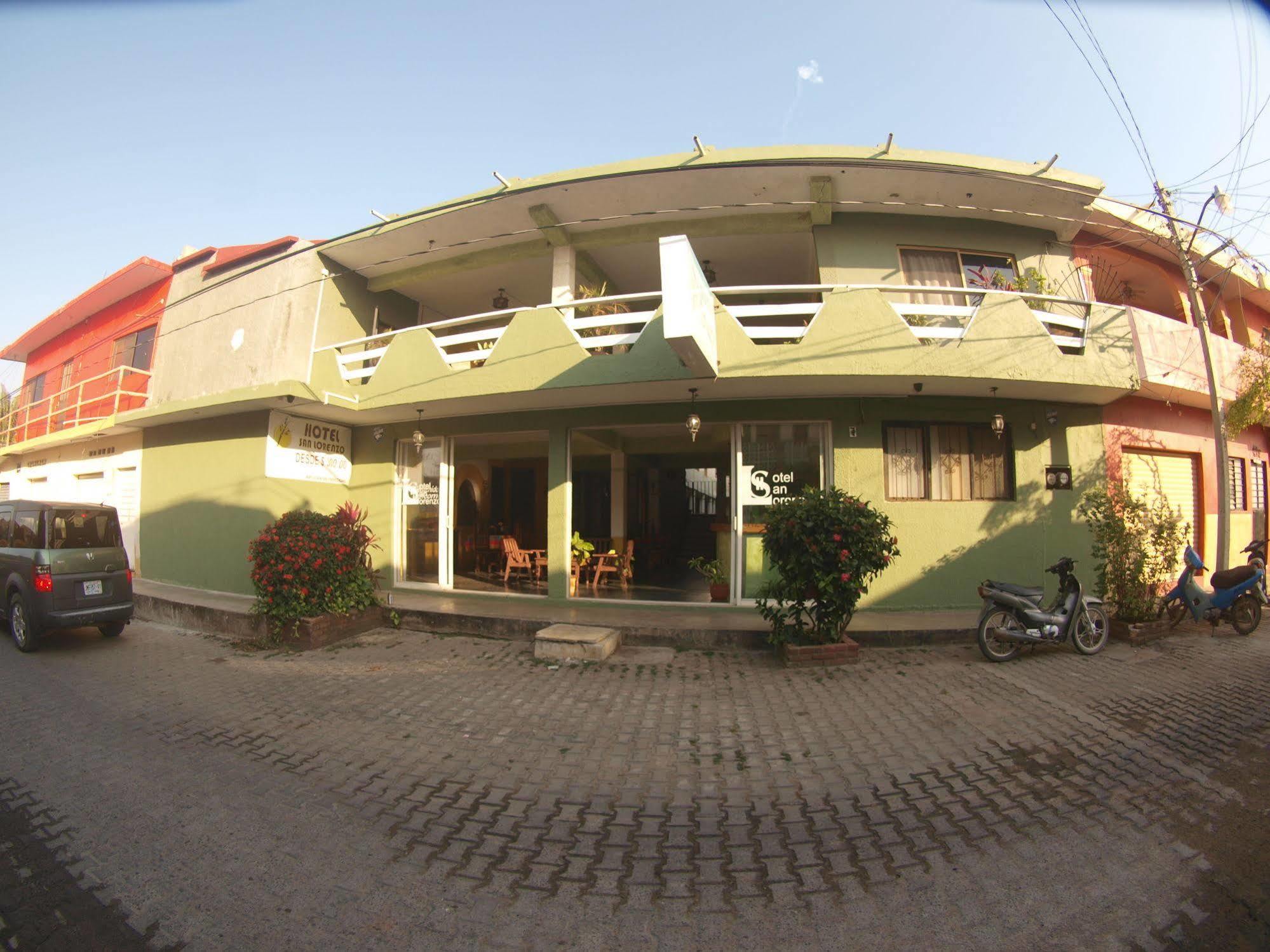 San Lorenzo Barra de Navidad