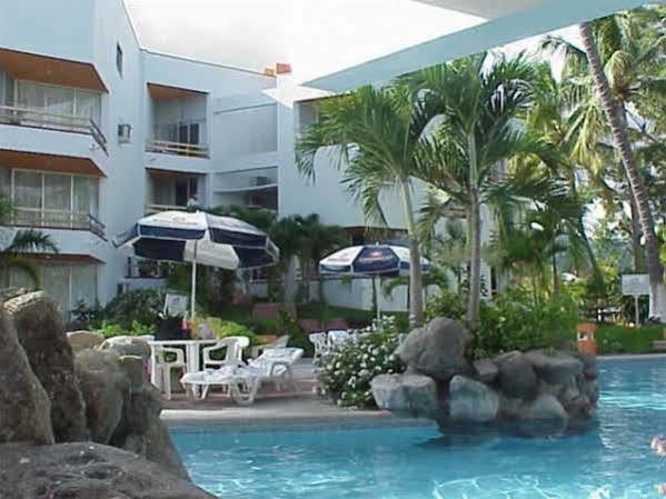 Tenisol Manzanillo