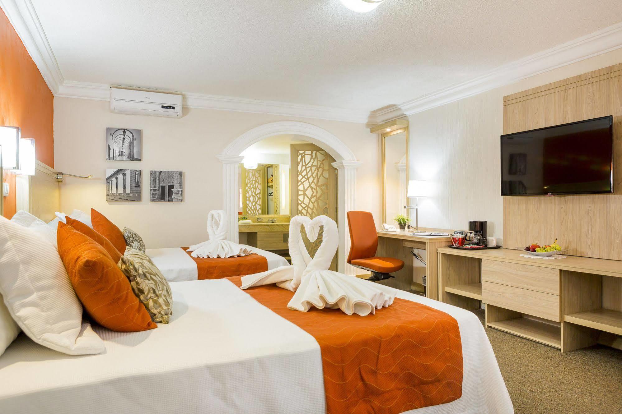 Flamingo Hotel 4*