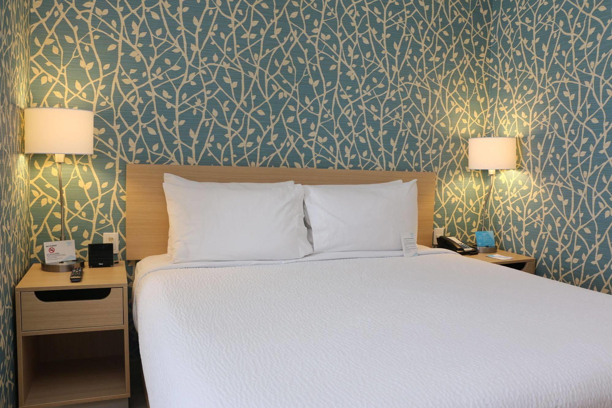 Hotel Fairfield & Juriquilla 4*