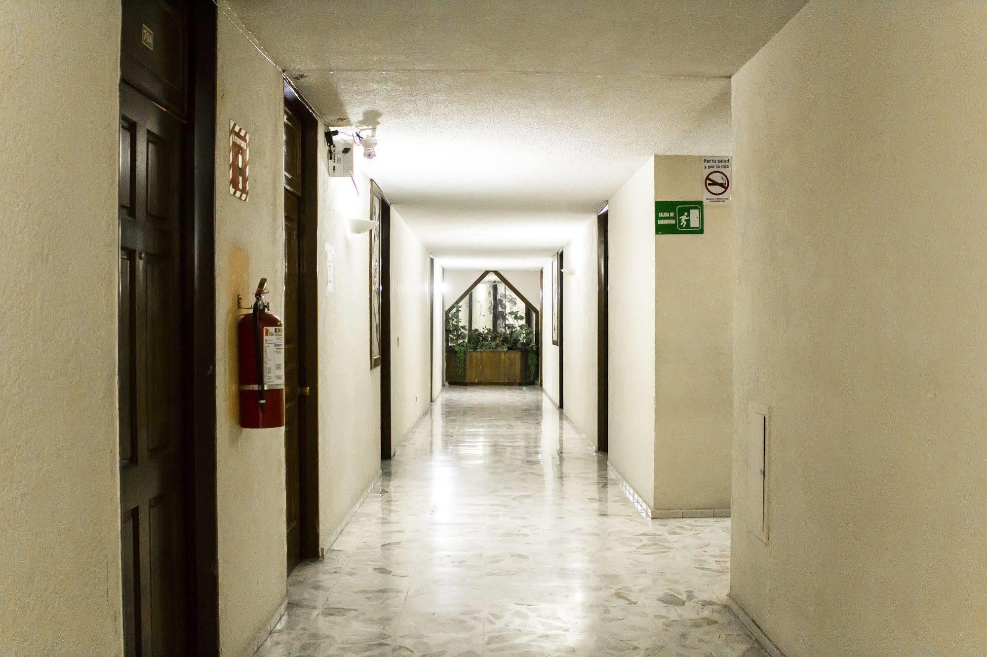 El Monte Hotel