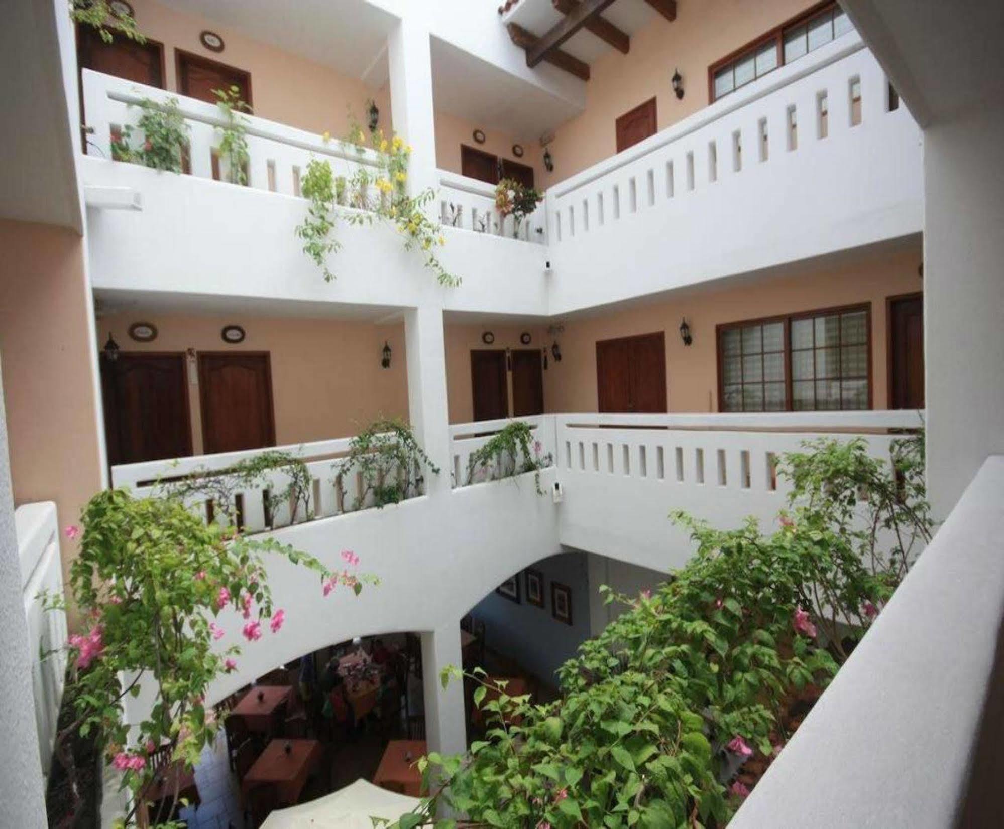 Maria Mixteca 3* Santa Cruz Huatulco