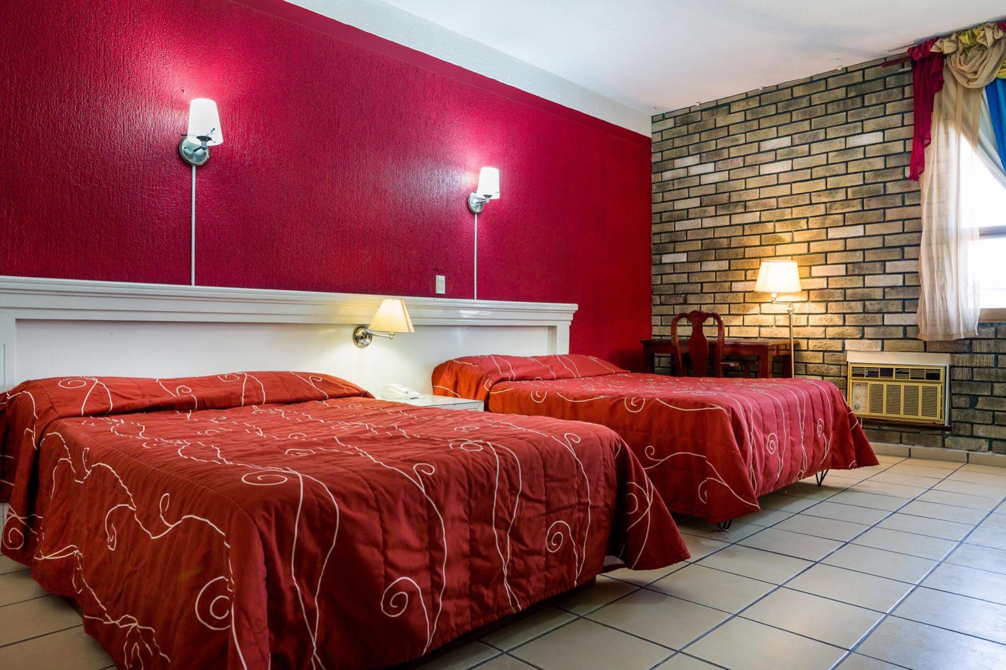 Hotel Raldos