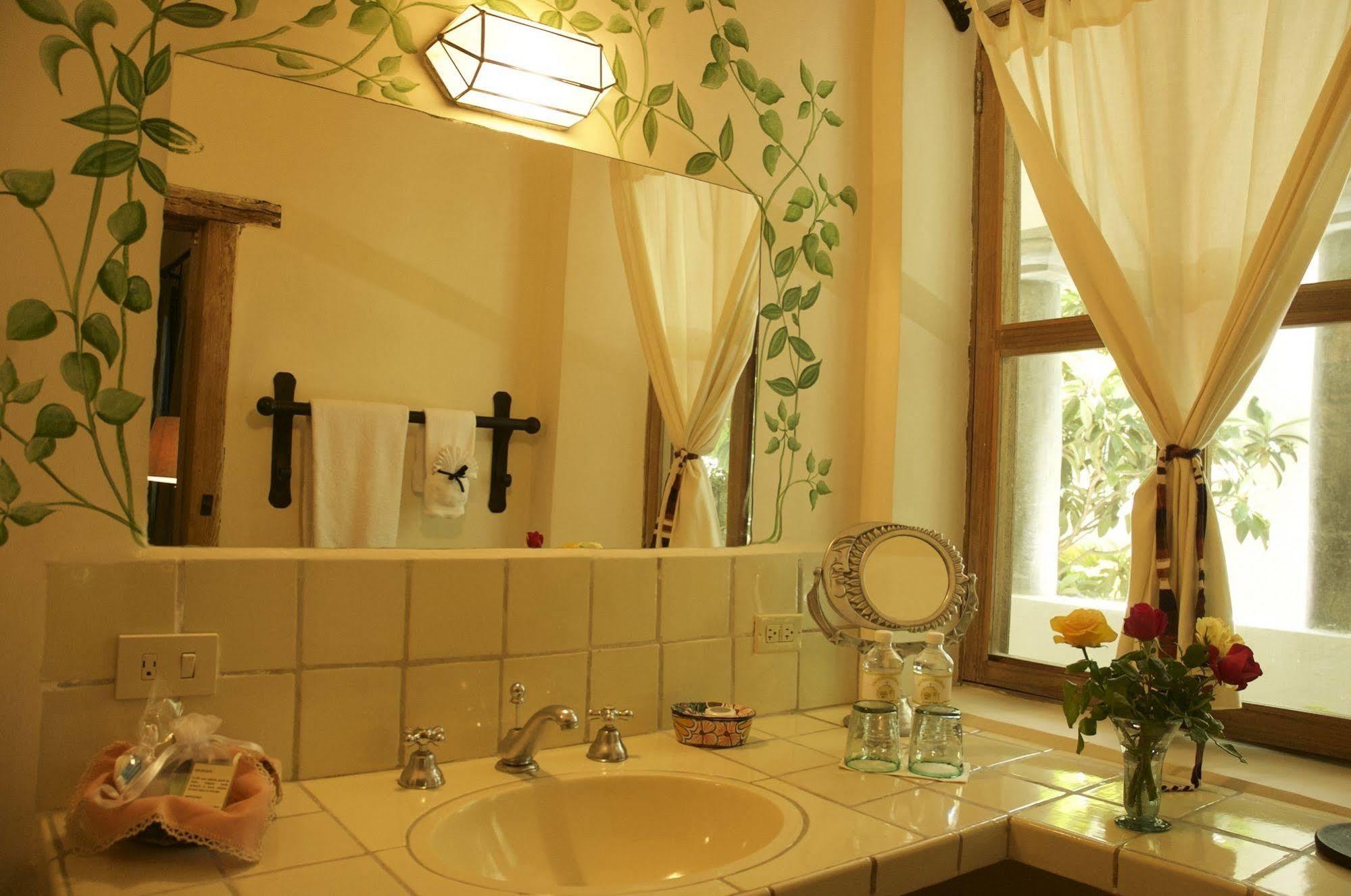 Casa Mision De San Miguel 4*