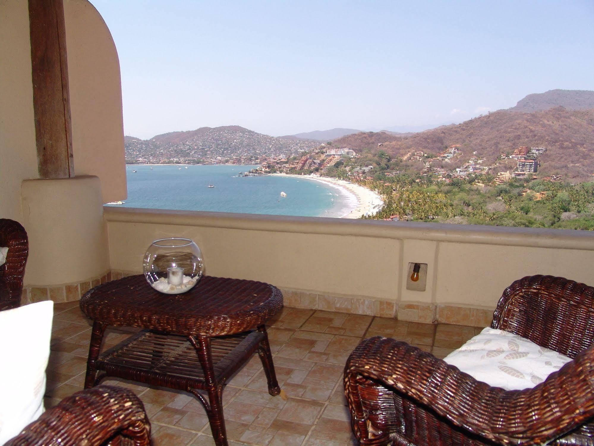 La Escollera Adults Only * Zihuatanejo