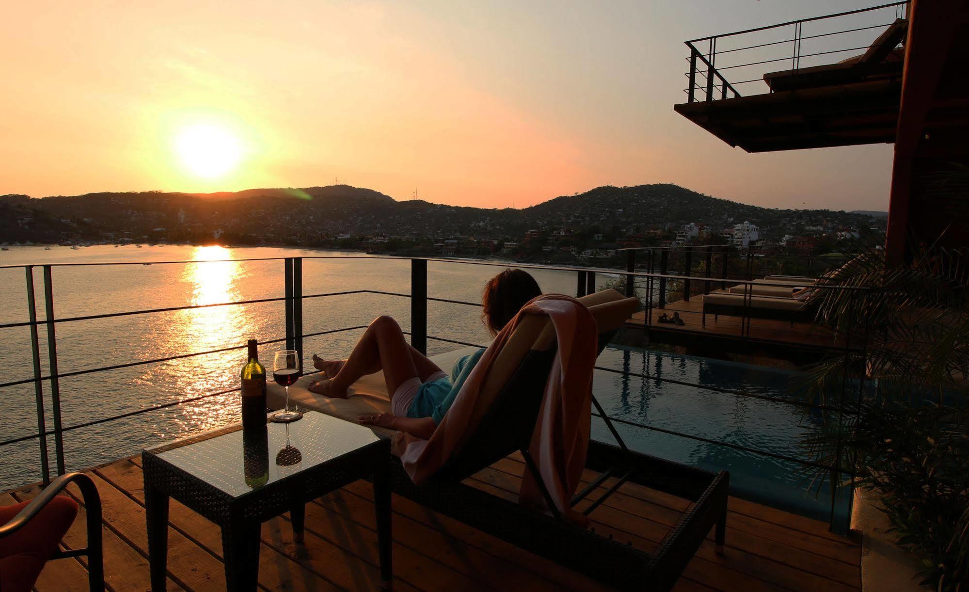 Hotel Casa Sandbar Zihuatanejo