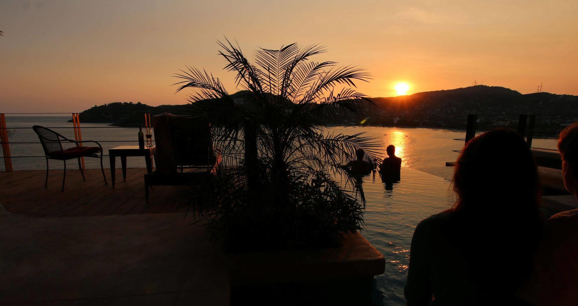 Hotel Casa Sandbar Zihuatanejo