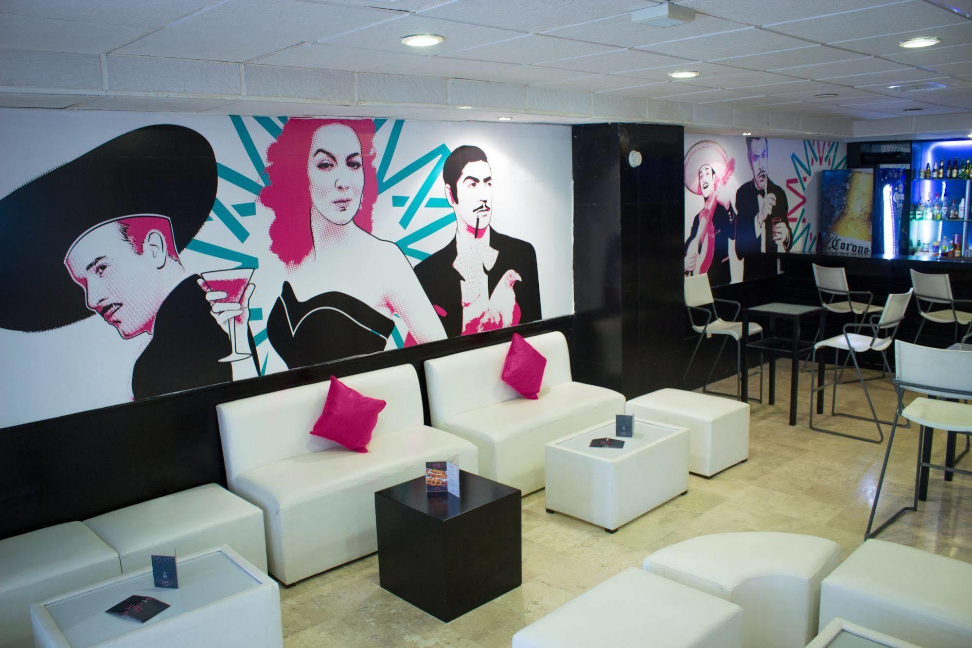 Mia Hotel