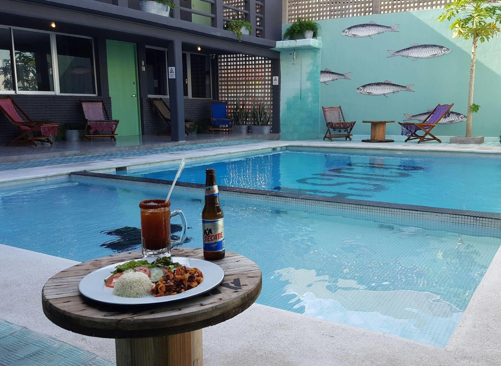 Hotel Mas Basico