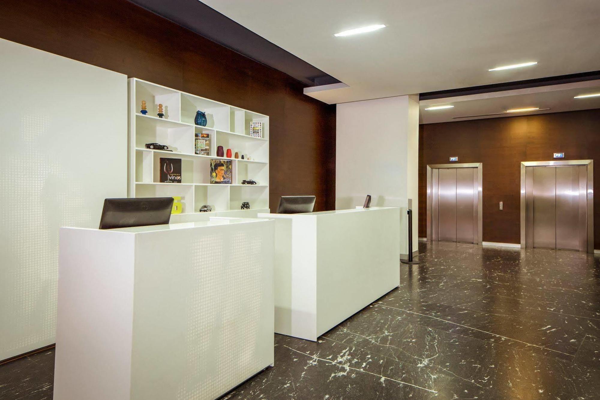 Hotel Fiesta Tecnologico