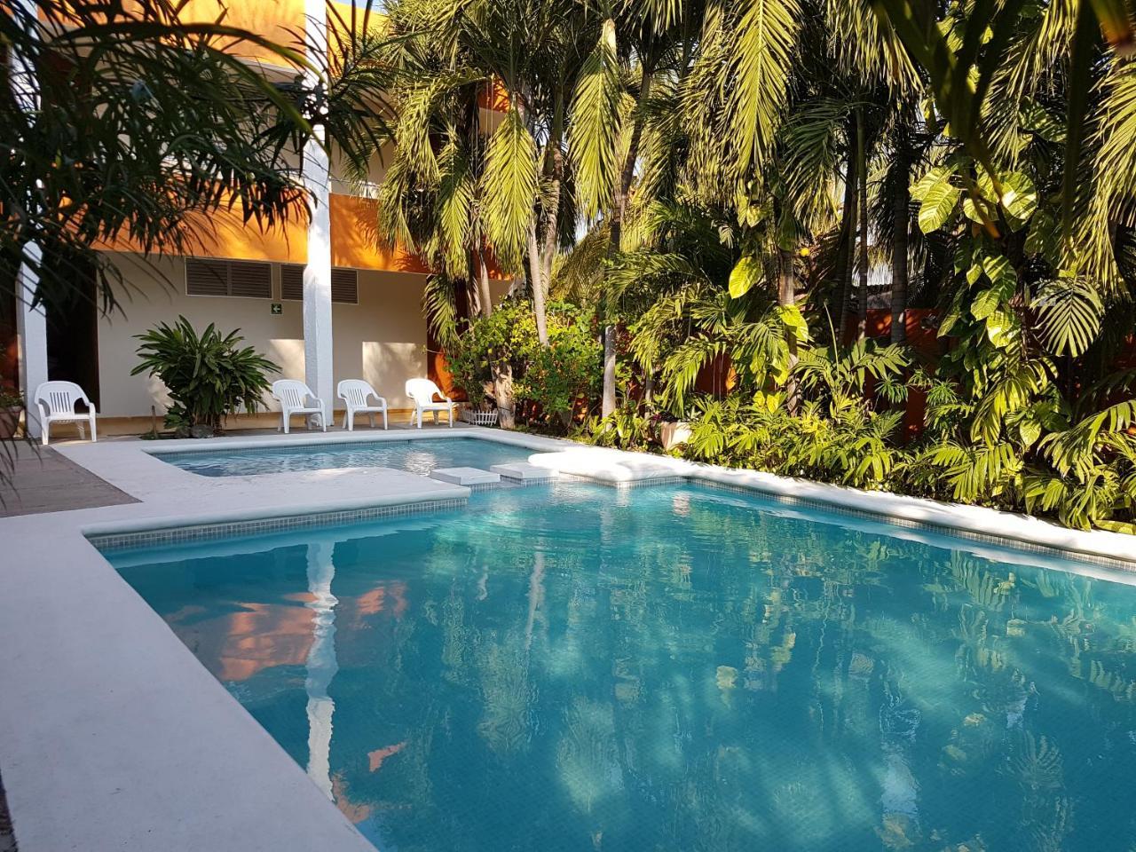 Hotel Delfin Playa Azul Lazaro Cardenas (Michoacan)