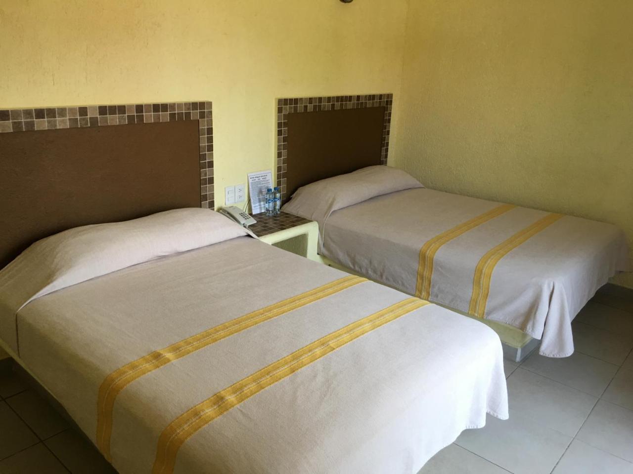 Hotel Maria Mixteca 3*