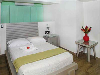 Villas Maria Isabel Aparthotel