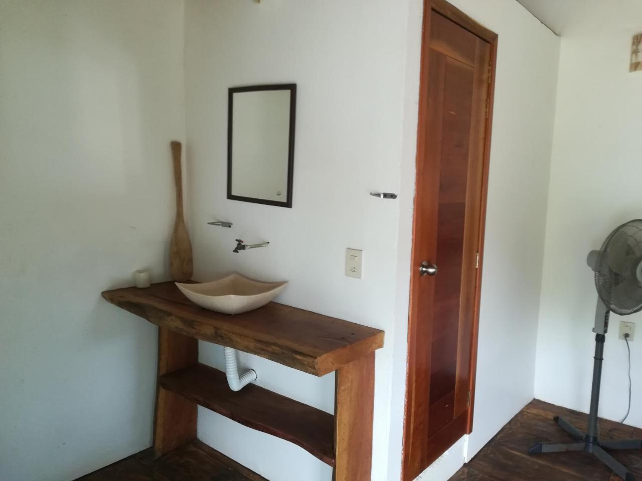 La Isla Chacahua Lodge *
