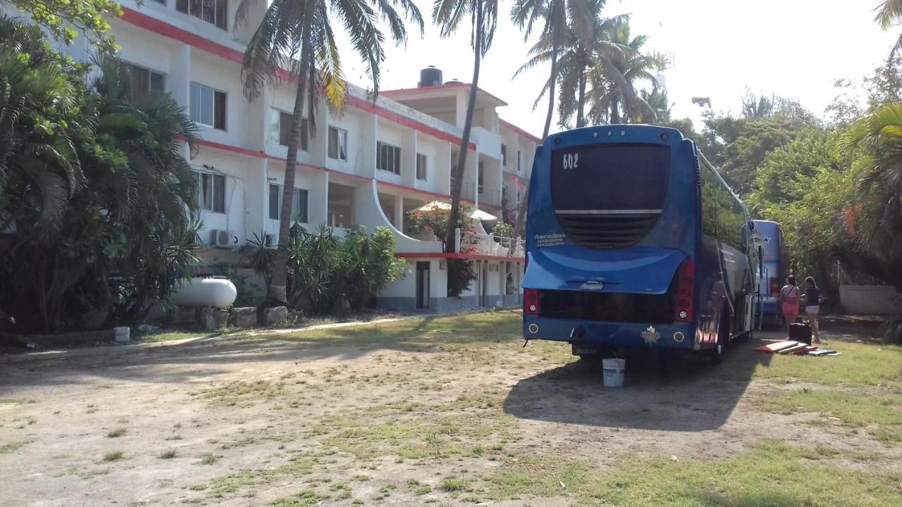 Delfin Playa Azul 3*