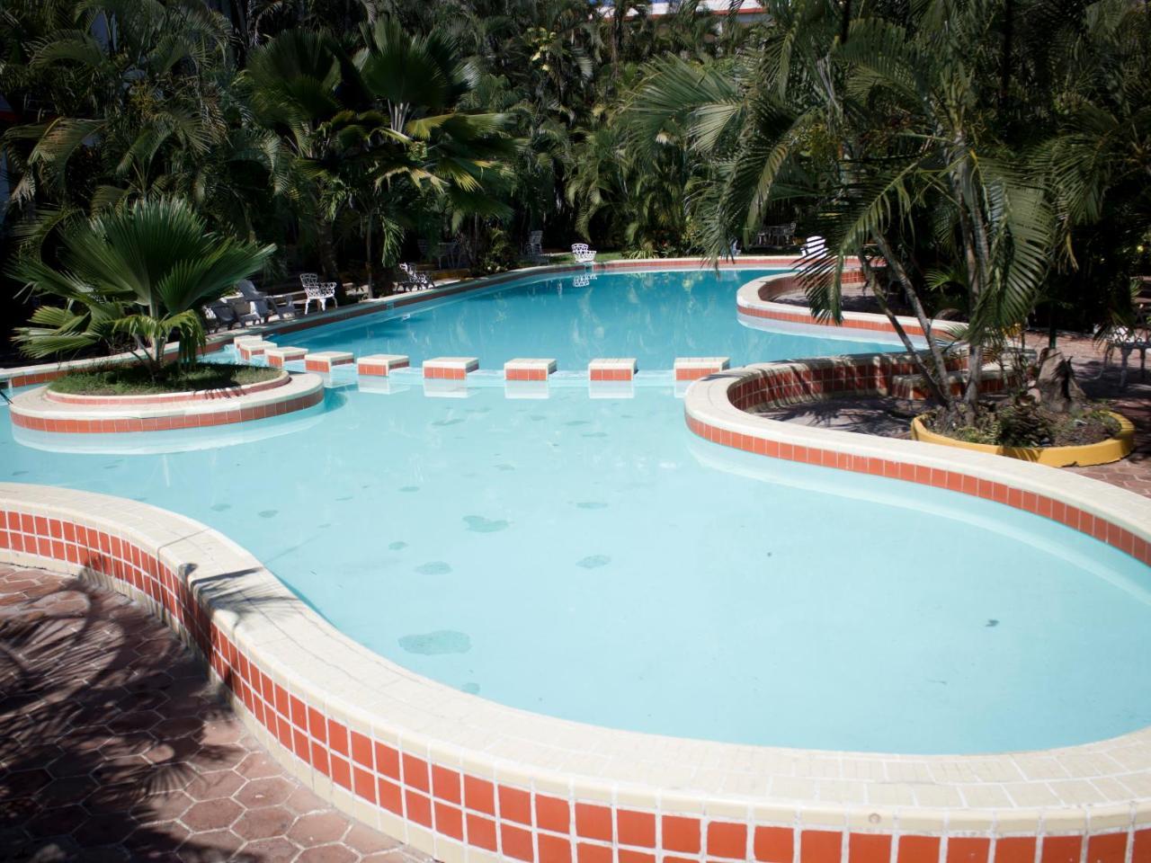 Delfin Playa Azul Hotel