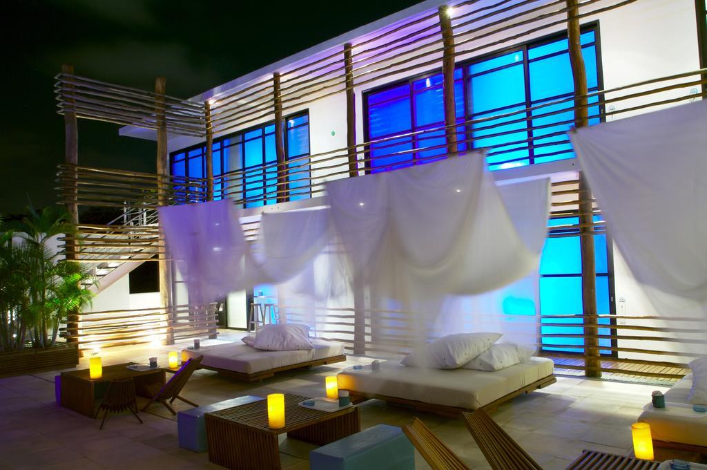 Deseo Hotel Playa del Carmen