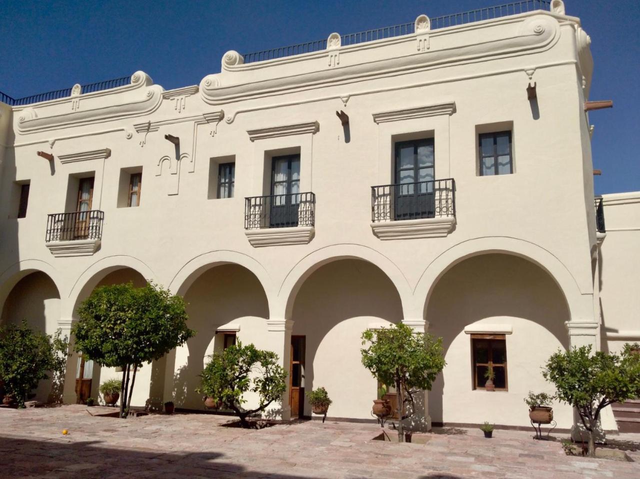 Meson De La Merced Boutique Patio & Queretaro