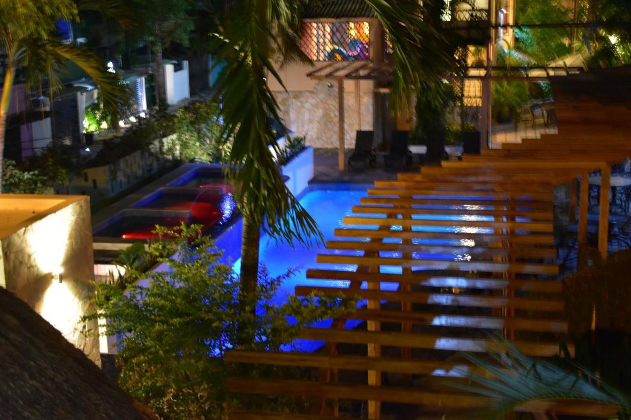 Maya Tulipanes Hotel
