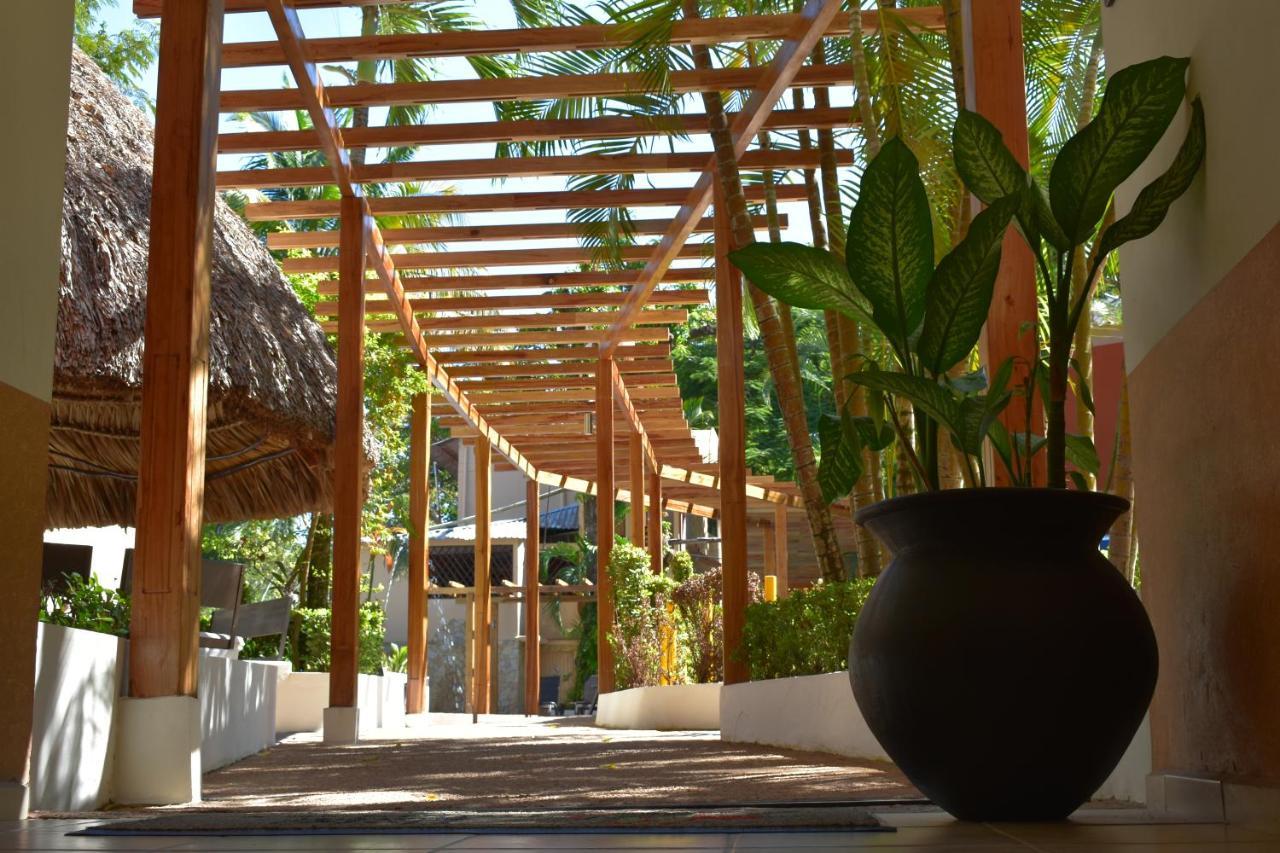Maya Tulipanes Hotel 4*