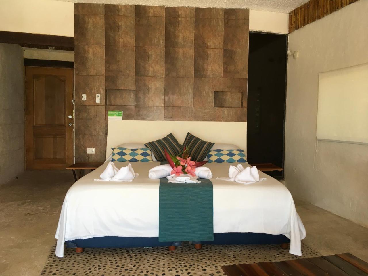 Maria's Kin Hotel