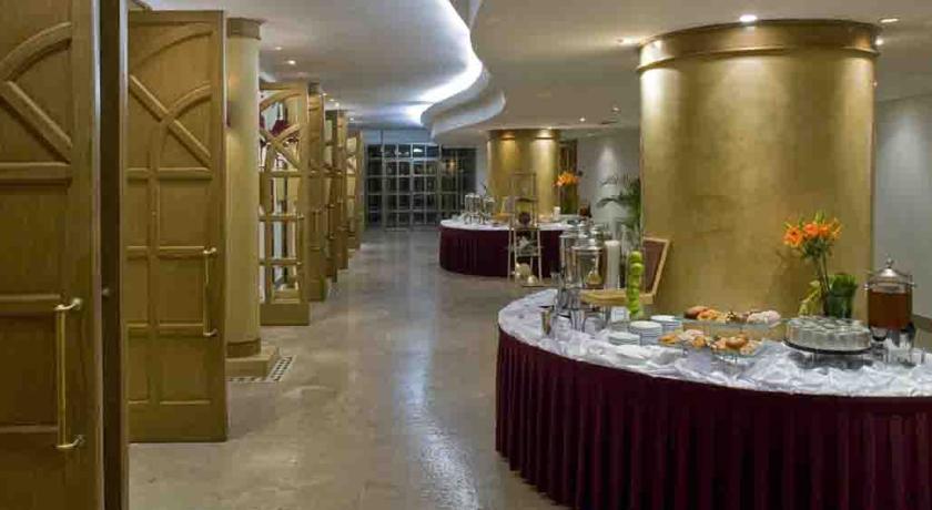 Hotel Le Meridien And Cancun