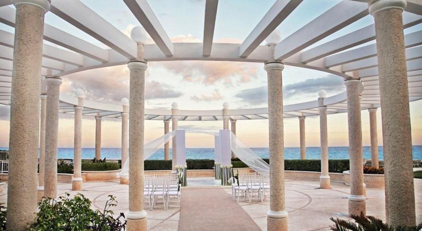 Le Meridien And 4* Cancun