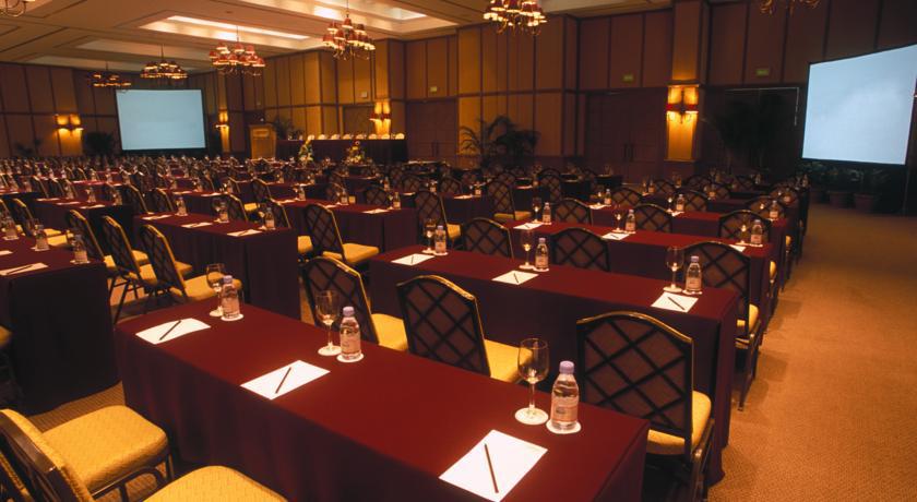 Le Meridien And