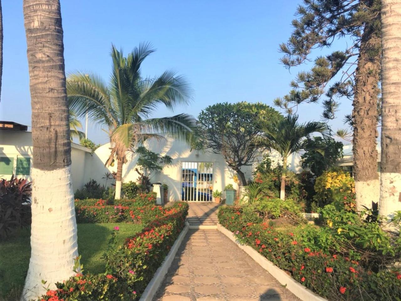 Casa El Apartacho * Manzanillo