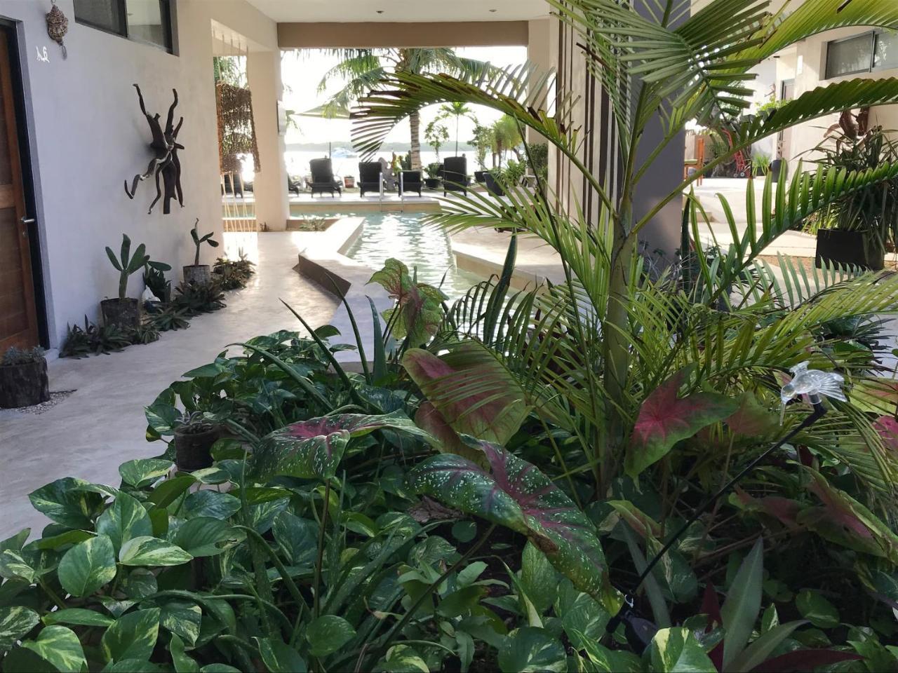 Bahia Tolok Aparthotel 3*