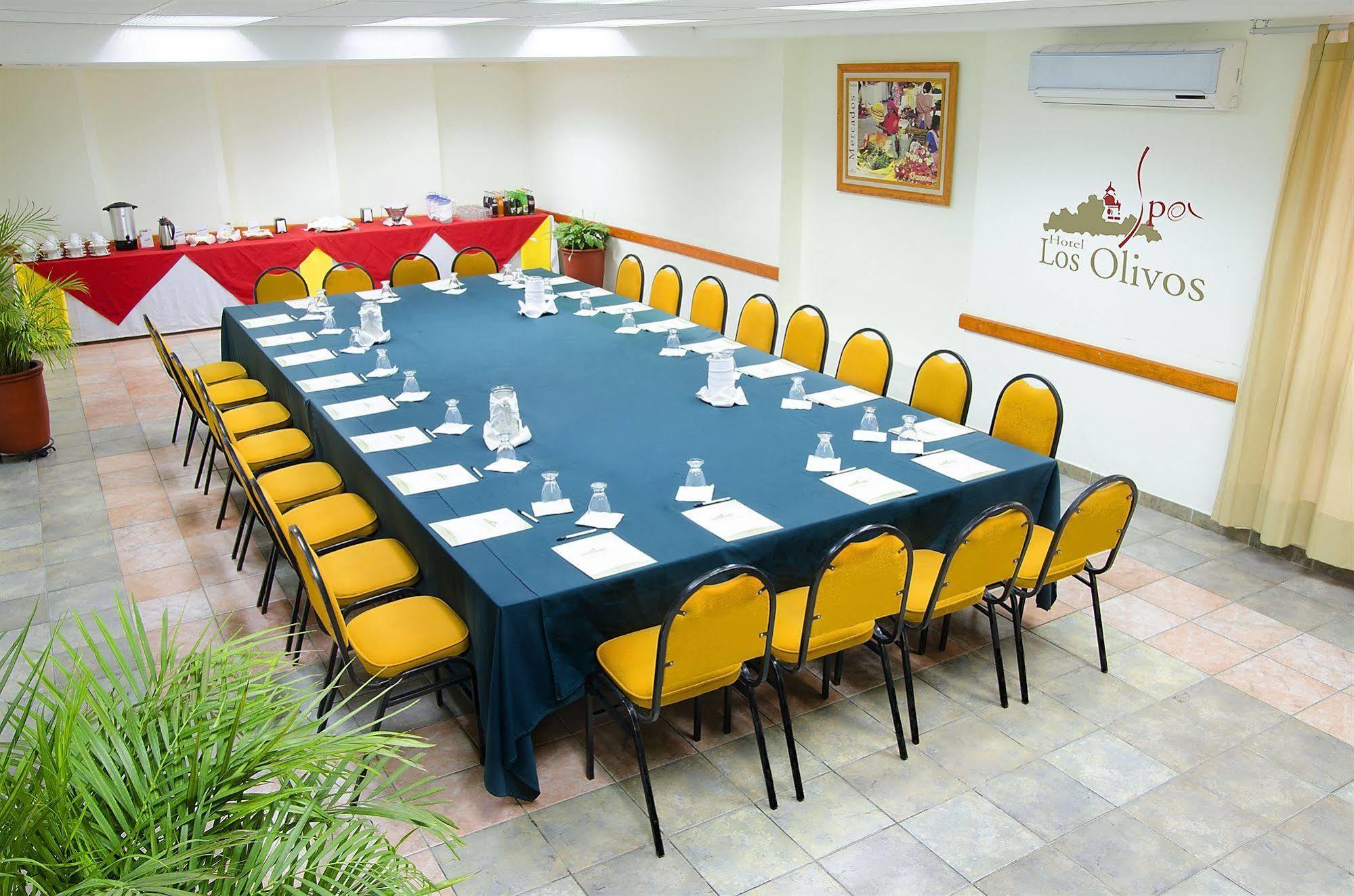 Hotel Olivos