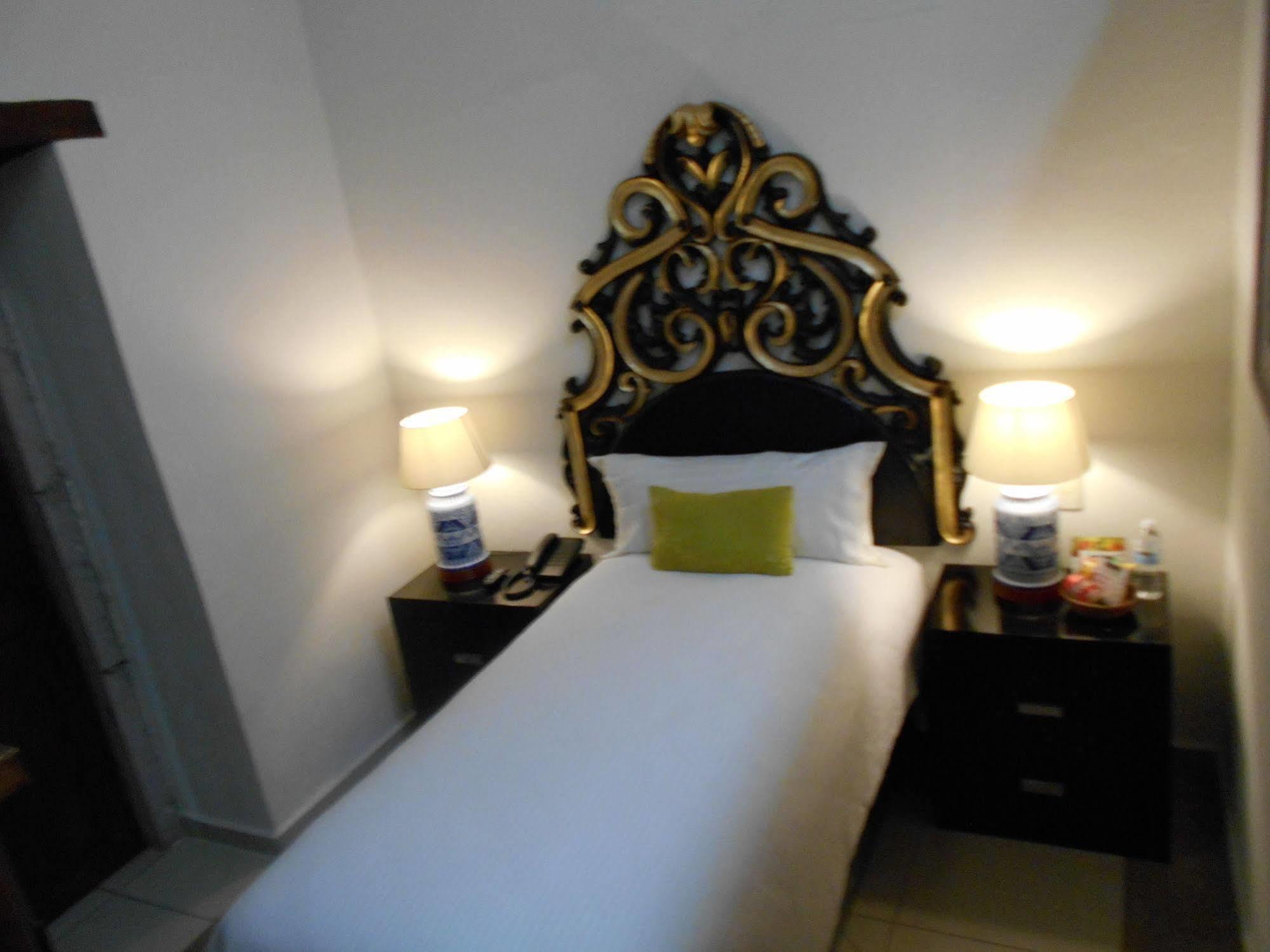 Expres By Hosting House Hotel