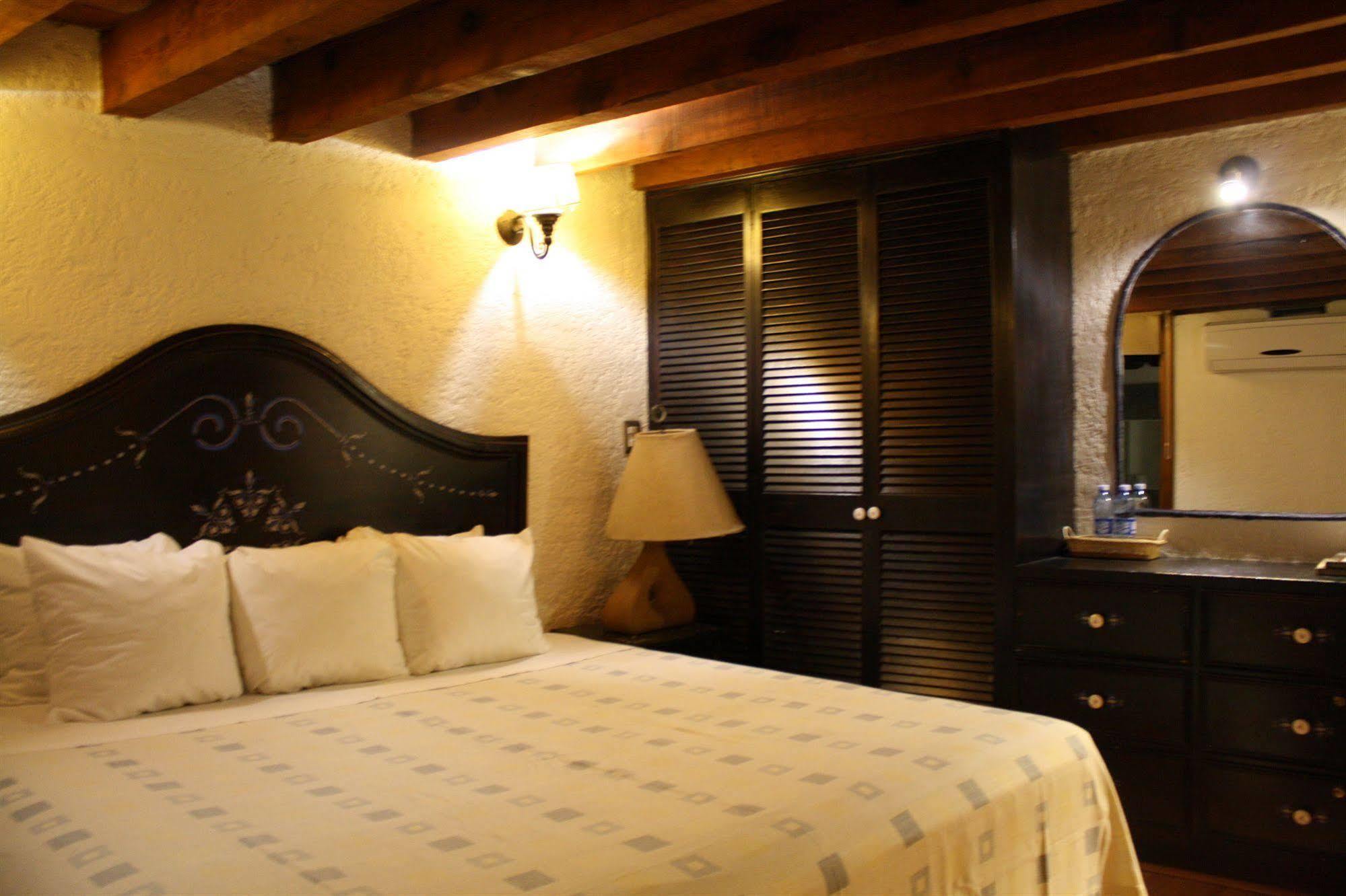 Meson De La Merced Boutique Patio & Hotel Queretaro