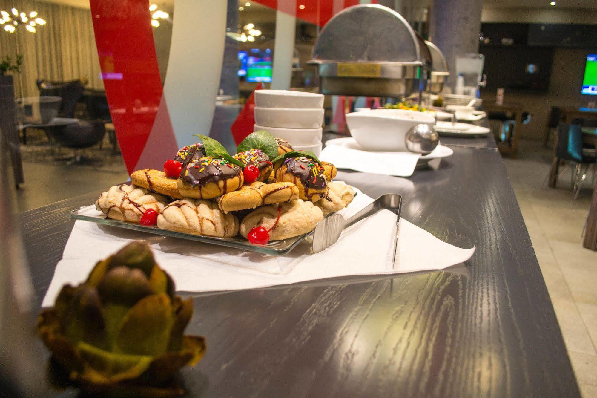Four Points By Sheraton Uno Hotel