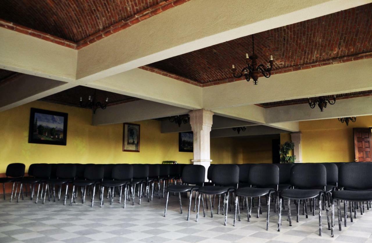 La Mansion Hotel